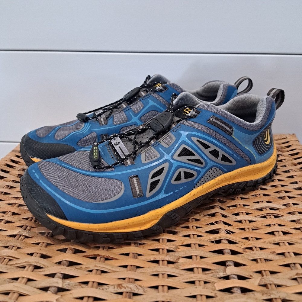 Topo Athletic Oterro Blue & Gray Gorpcore Trail Running Shoes Mens 9 (fits 8.5)